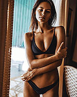 Жіночий роздільний купальник у кольорах