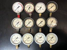 Манометри загальнотехнічні Ф63мм із радіальним штуцером М12*1,5 