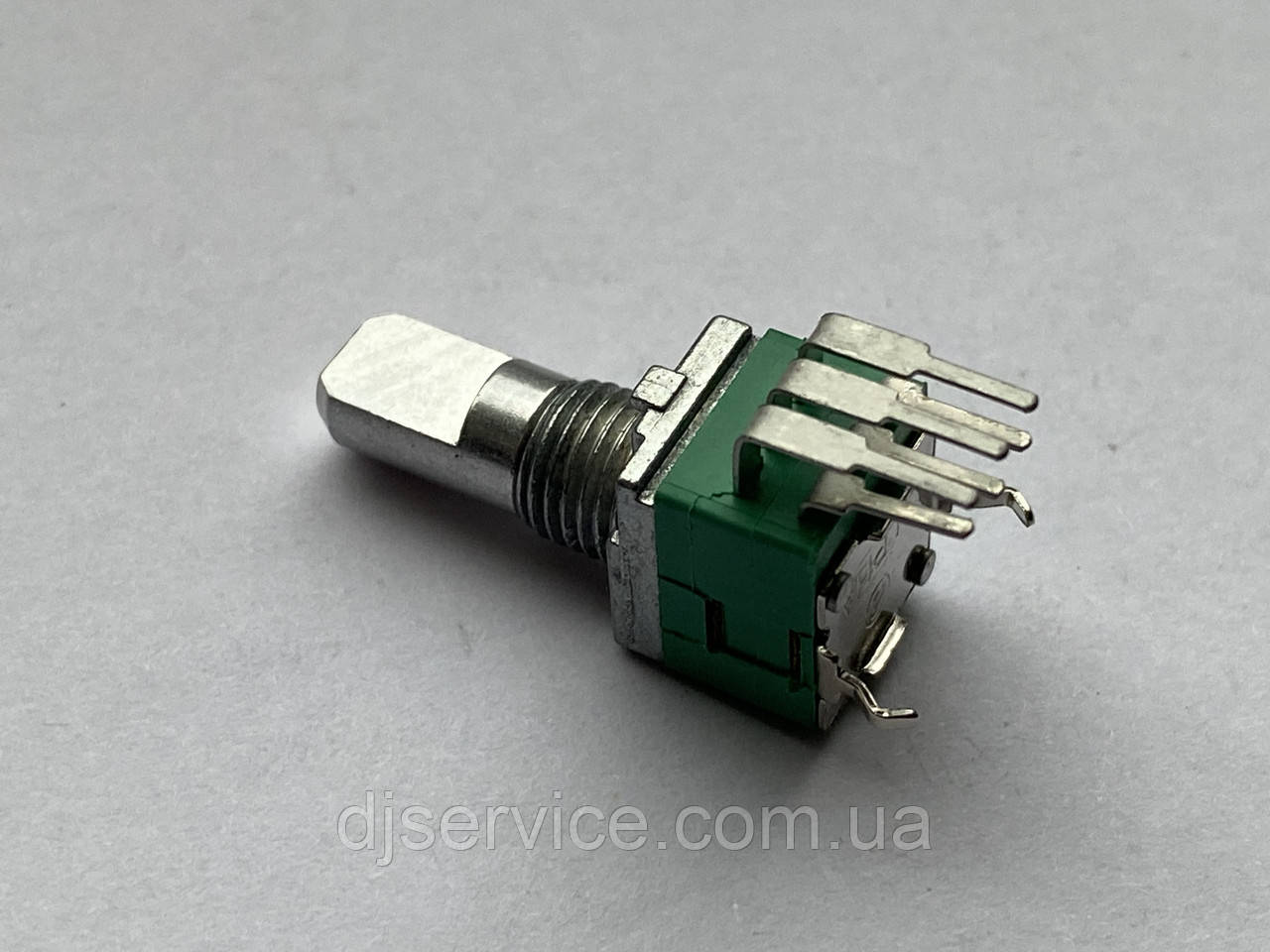 Потенціометр ALPHA a100k 15 mm MID для звукових карток Universal Audio Volt 1 Volt 476