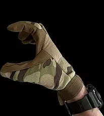 Сенсорні чоловічі стрілецькі рукавички камуфляж Мультикам, система фіксації на зап'ясті, фото 3