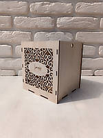 Флористическая коробка из дерева, 16 см, с нанесением надписи, логотипа.