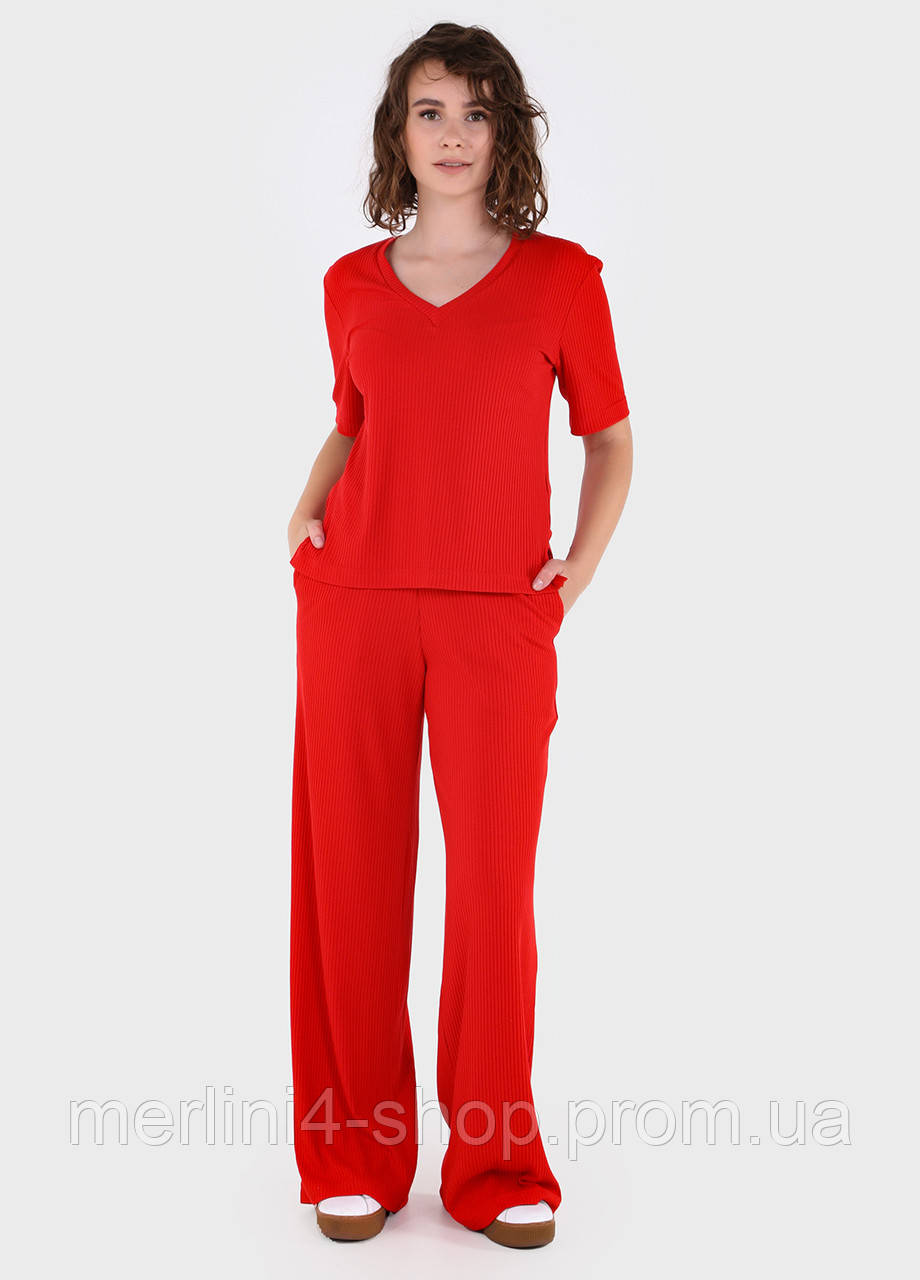 Летний женский костюм с широкими штанами в рубчик красный, размер 42/44 (S-M) - фото 1 - id-p1864161143