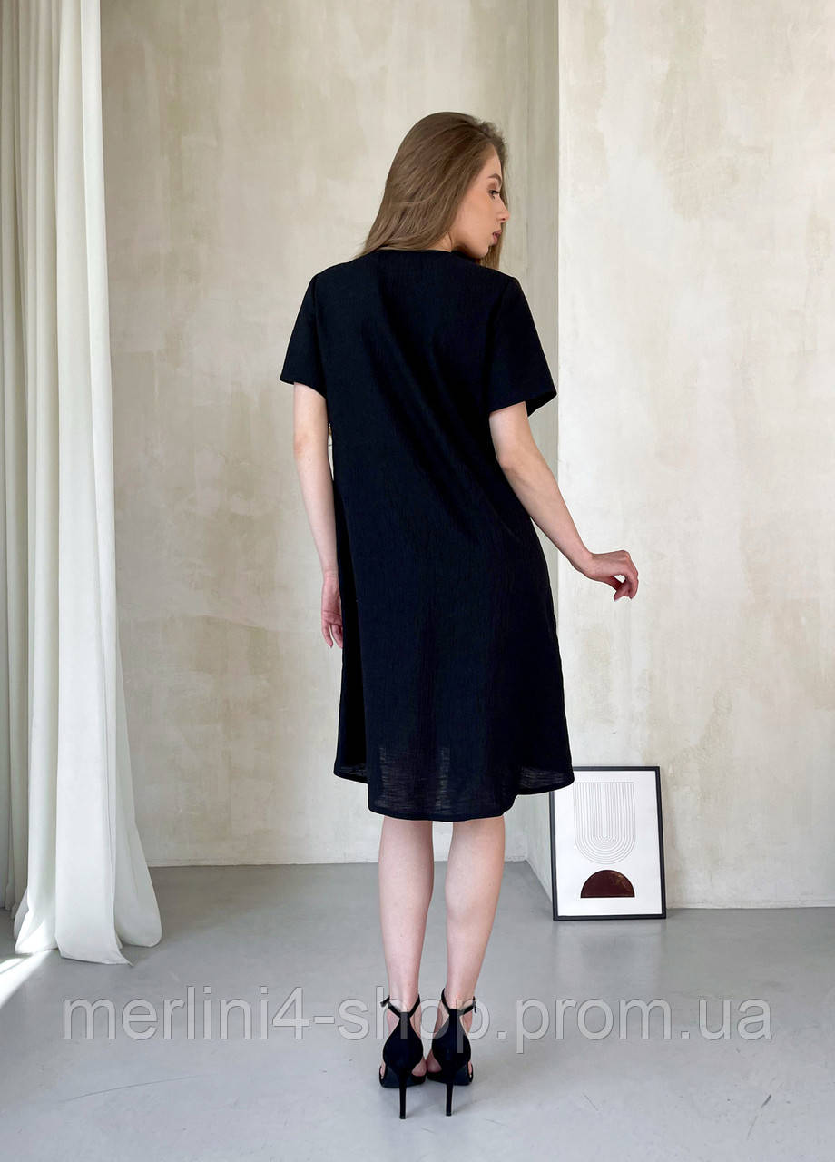 Женское платье до колена однотонное с коротким рукавом из льна черное, размер 42-44 (S-M) - фото 4 - id-p1864163367