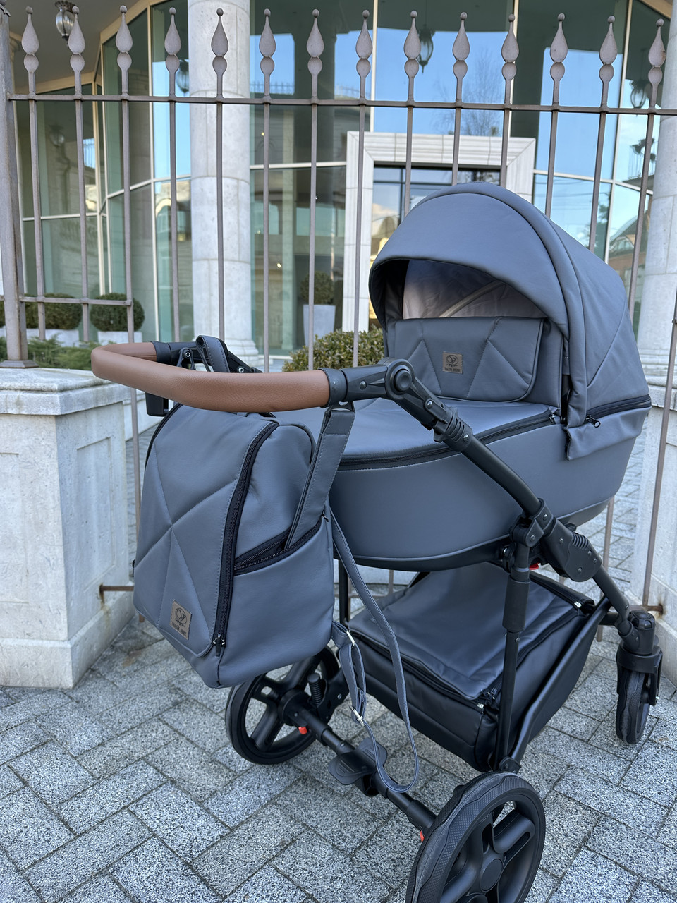 Коляска 2 в 1 Baby Pram Berta eco