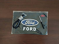 Набір з логотипом Форд Ford, силіконовий килимок на торпеду авто, плетений шкіряний брелок для авто ключів