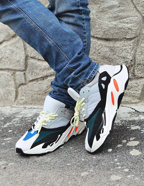 Harga yeezy boost 700 wave runner sales