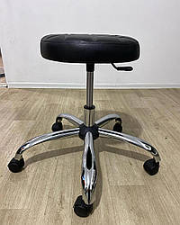 Стілець для майстра без спинки Твін на хромованій ніжці з регулюванням за висотою