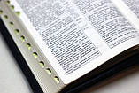 Біблія у шкіряній палітурці, золотий обріз, на замочку, індекси, маленького формату 130х185мм, фото 7
