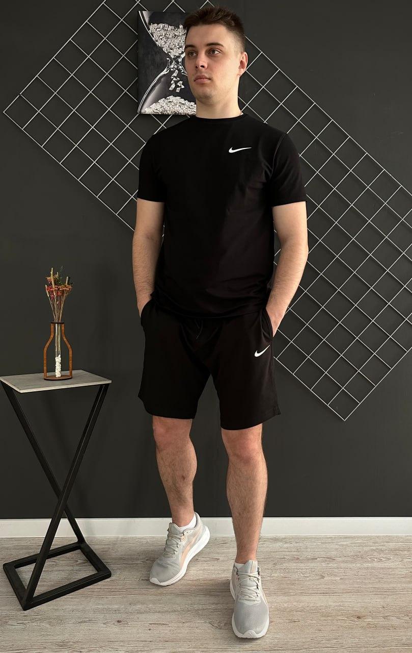 Чоловічий літній костюм Nike Футболка + Шорти чорний комплект Найк на літо