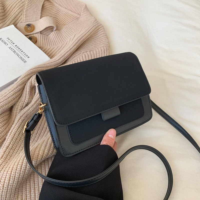 Жіноча класична сумка 6418 через плече крос-боді на ремінці бархатна велюрова замшева чорна, фото 1