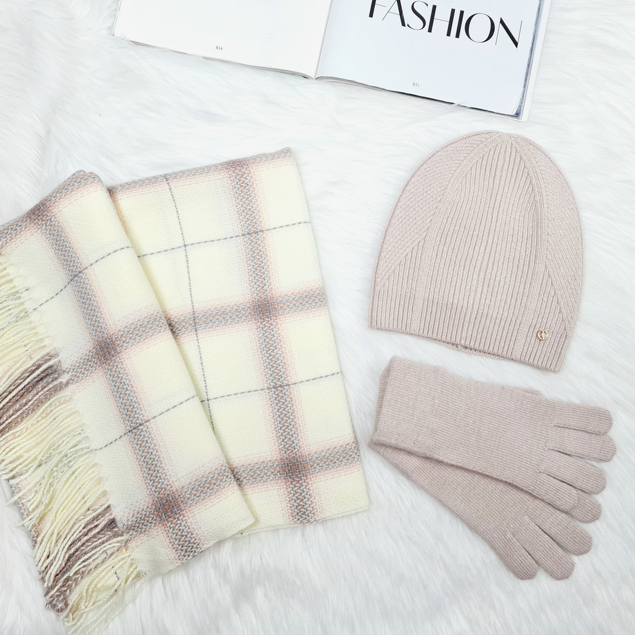 Комплект жіночий зимовий ангора з вовною (шапка+шарф+рукавички) ODYSSEY 56-58 см різнокольоровий 12234 - 8008 - 4063, фото 1