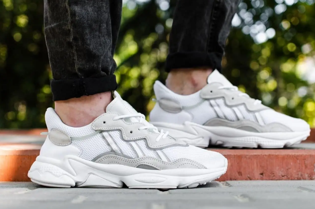 Кросівки чоловічі Adidas Ozweego Адідас Озвиго бежеві замшеві весняно літні