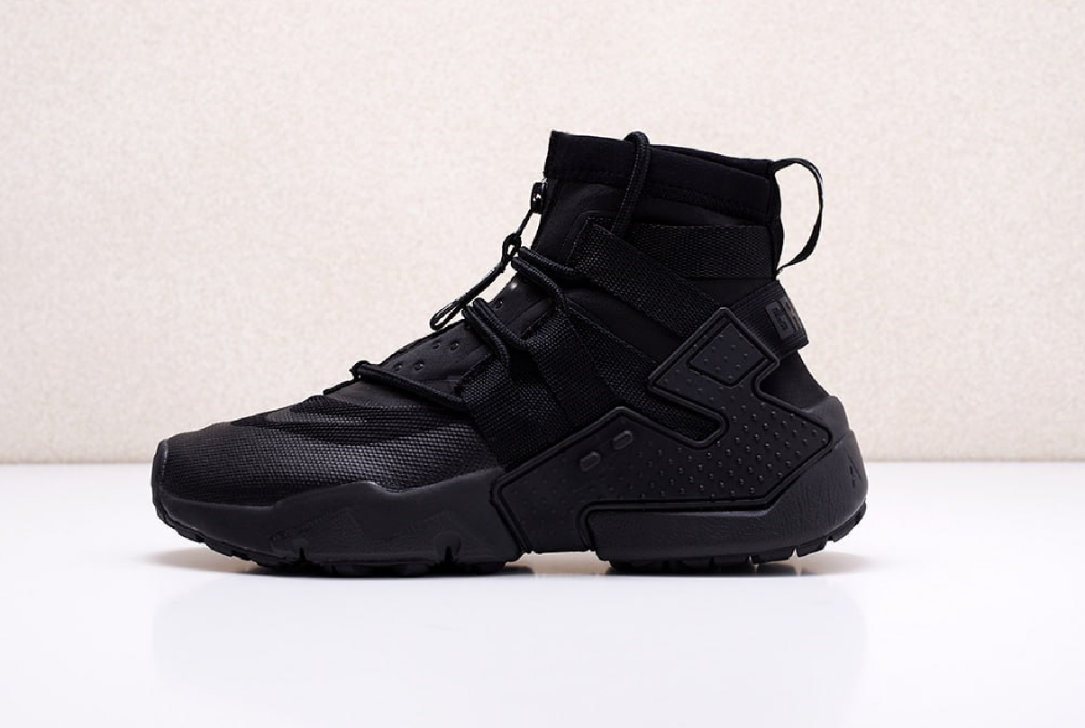 Чоловічі кросівки Nike Air Huarache Gripp triple black чорні взуття Найк Хуарачі високі текстильні весна осінь