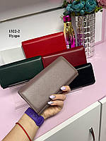 Натуральна шкіра. Пудра  - стильний великий вмісткий жіночий гаманець на магніті, у коробці,19х9 см (1322-2)