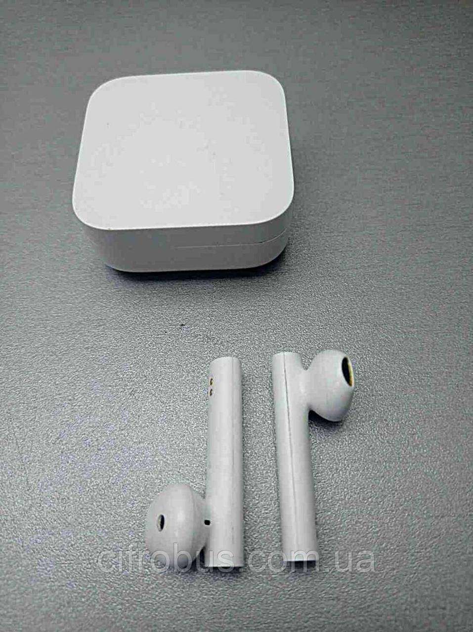 Наушники Bluetooth-гарнитура Б/У Xiaomi Mi True Wireless Earphones 2 Basic