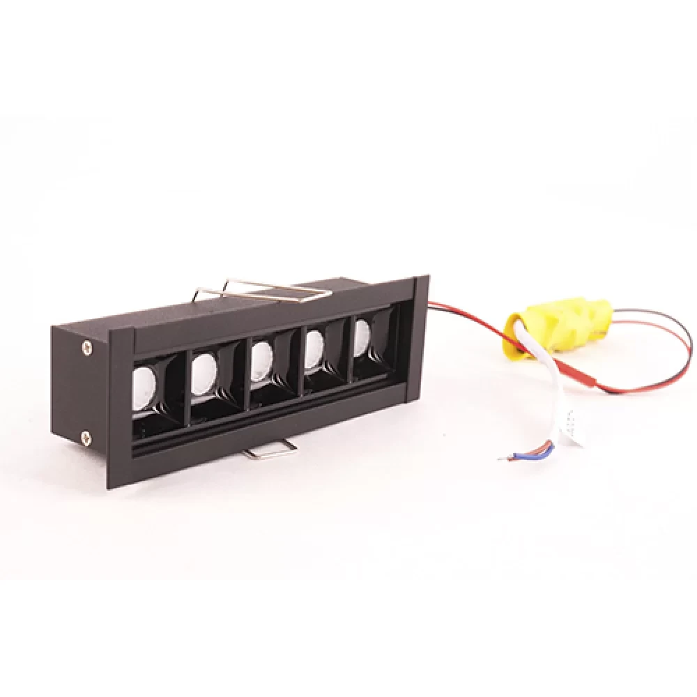Вбудований LED світильник VELA Grille-5 10W 3000К чорний 45°