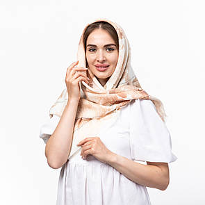 Тоненька кашемірова хустка розміром 100х100см з абстрактним принтом