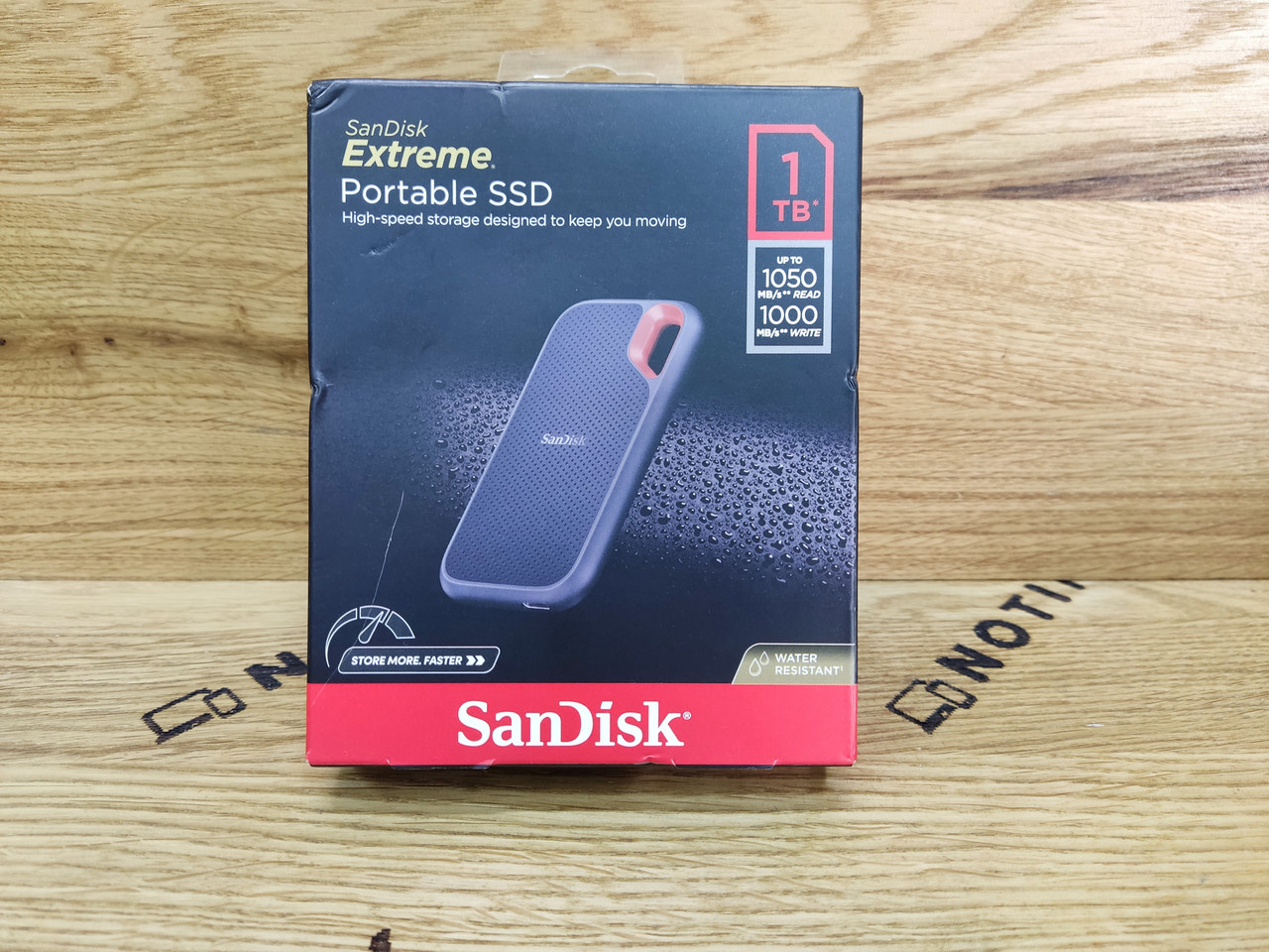 Зовнішній SSD накопичувач SanDisk Extreme Portable SSD 1TB 2.5" USB 3.1