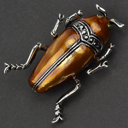 Брошка металева на сріблястій основі жук із чорними кристалами покрита кольоровою емаллю розмір 50х30 мм, фото 2