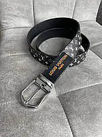 Ремінь Louis Vuitton жіночий із натуральної шкіри чорний