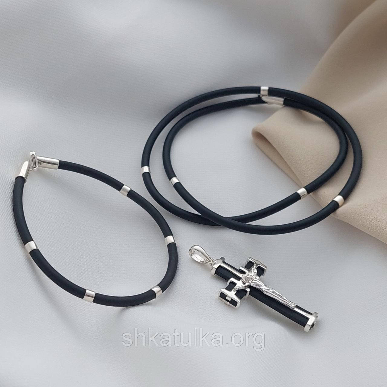 Комплект браслет комплект та хрестик із чорного каучуку з вставками зі срібла