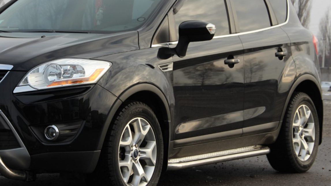 Підніжки майданчик Ford Kuga 2008-12, 2013+, 2017+ Бічний захист дуги з нержавіючої сталі