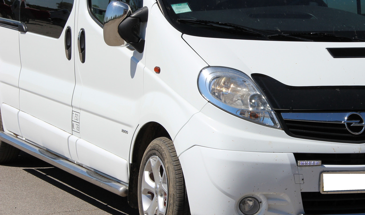 Підніжки бічні Opel Vivaro 2001-2014+ захист дуги