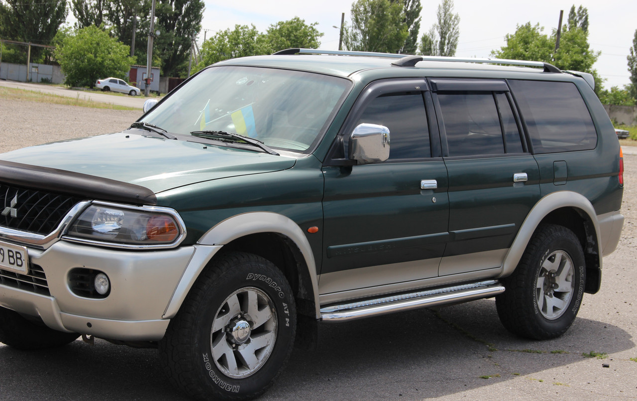 Бічна захист пороги майданчик Mitsubishi Pajero Sport 1996-2008 Кенгурятник дуги пороги