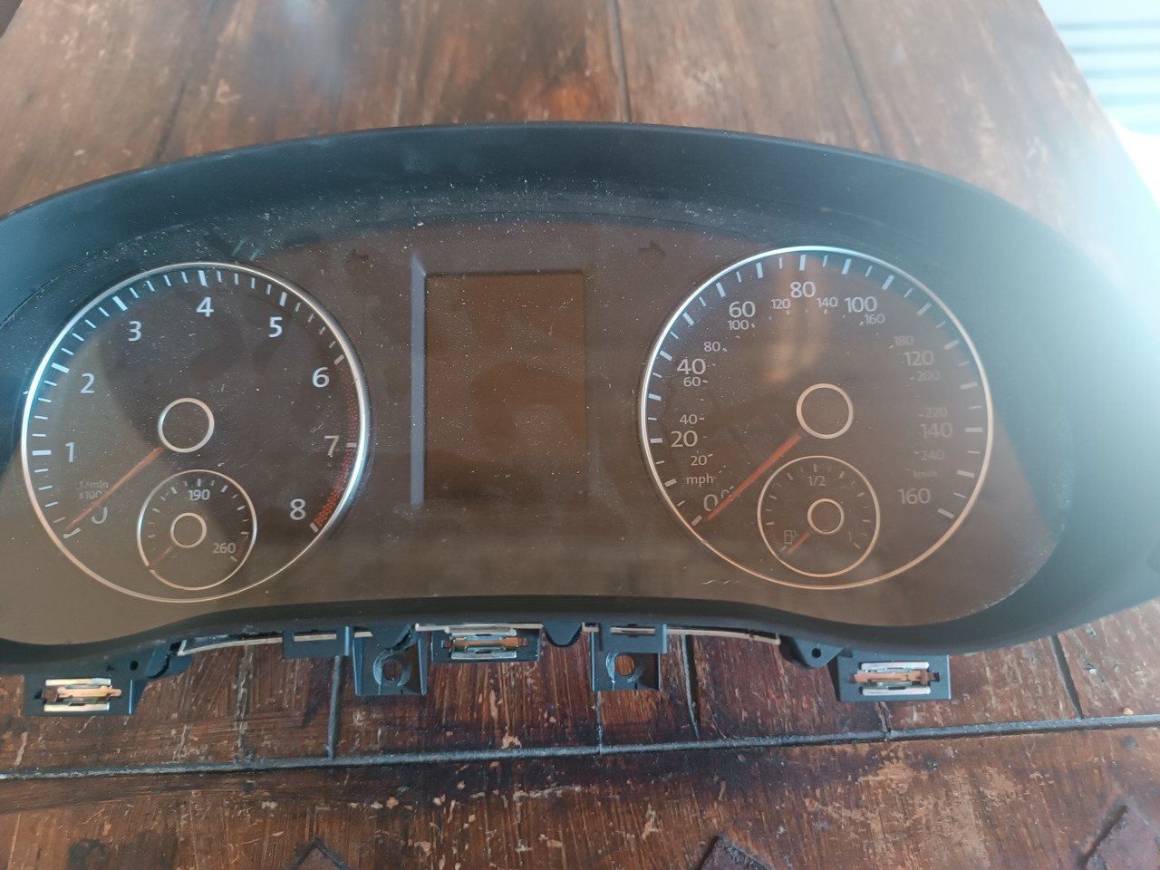 Приборна панель volkswagen jetta 6  (23)