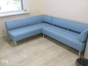 Кутовий диван-офіс Тонус Sentenzo_в блакитному кольорі шкірозамінника