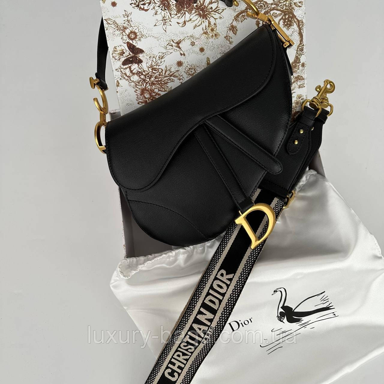 Стильна жіноча сумочка Christian Dior Saddle