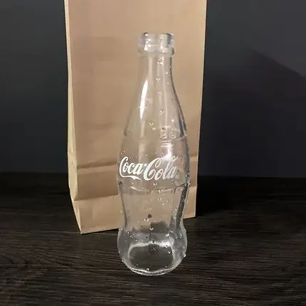 Реквізит для фокусів | Супер зникаюча пляшка (Vanishing Coke Bottle/Rubber Cola), фото 1