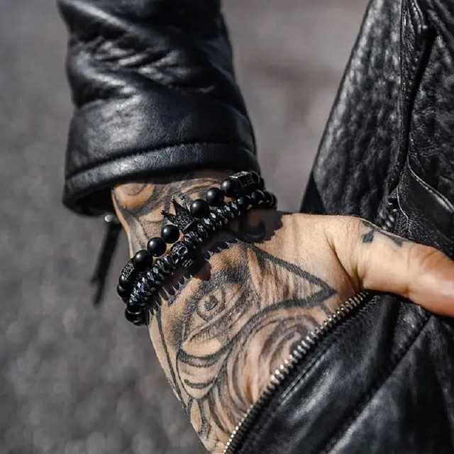 Чоловічий браслет з натуральних каменів COMMANDER