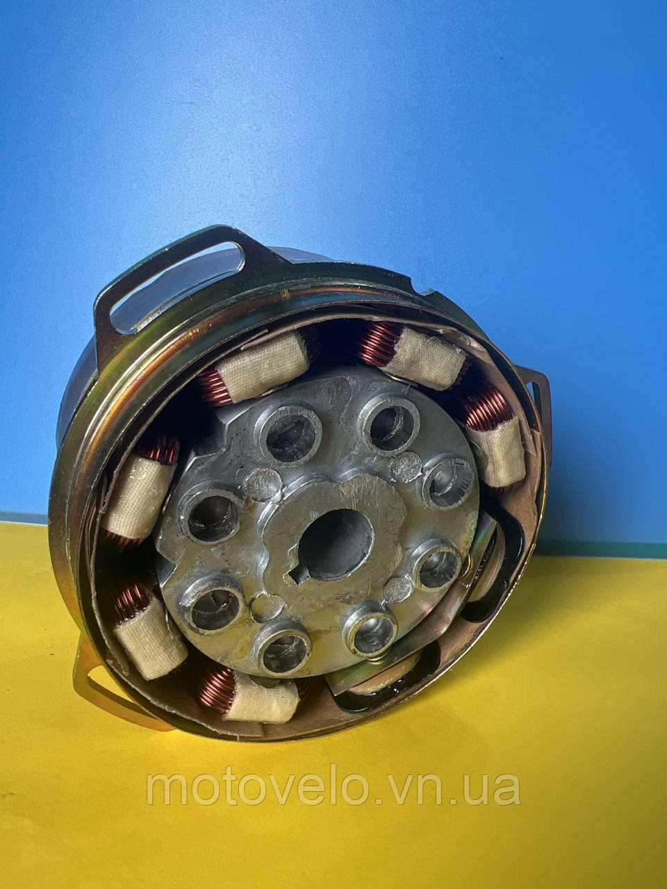 Генератор МИНСК 14V 65W (43.3701) (6+2) ZUNA