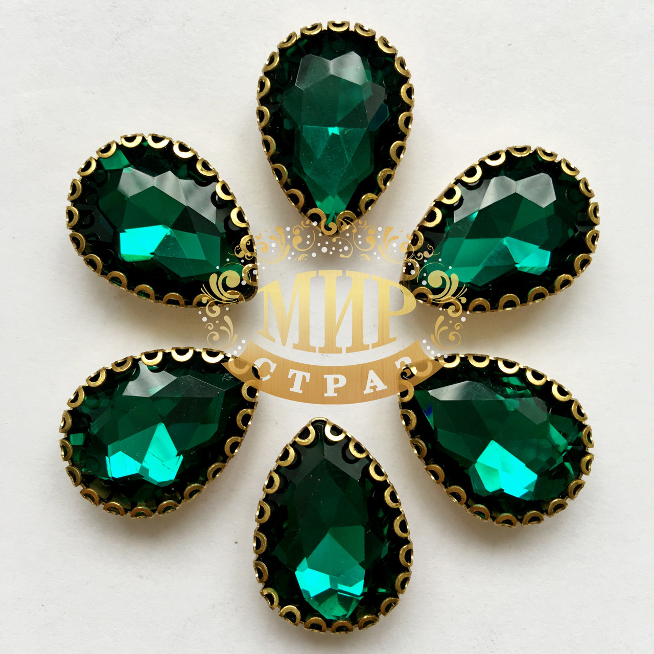 Стразы в форме капли 13х18мм в ажурной оправе золотого цвета Emerald - фото 1 - id-p320538998