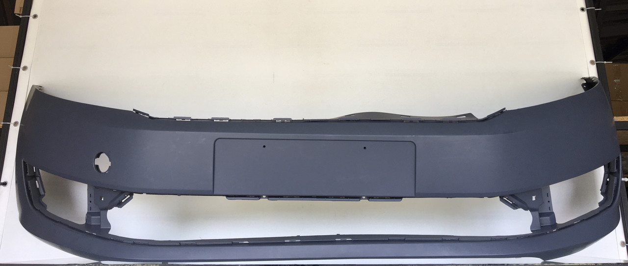 Бампер передній VW Passat 12-15 561-807-217-B-GRU
