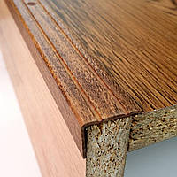 Сходовий кутовий поріжок 24*18 УЛ 121 "під дерево" Слива (фарбований), 2.7 м