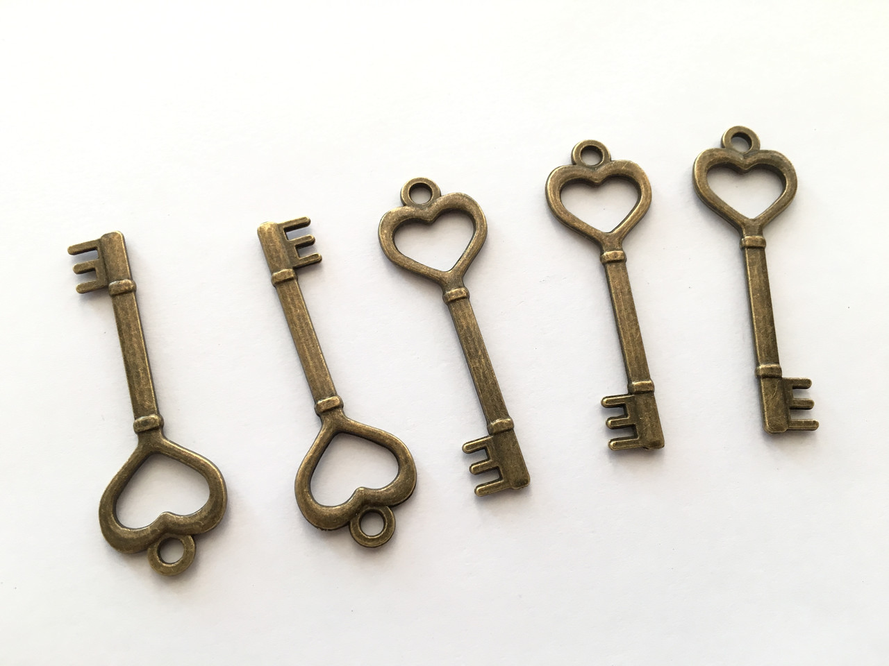 Ключики металеві накладки колір "антична бронза" 52х17 мм Товари для рукоділля та творчості, фото 1