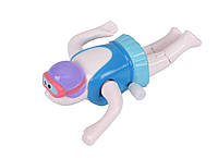 Заводна іграшка goki Пловець блакитний 13097G-4