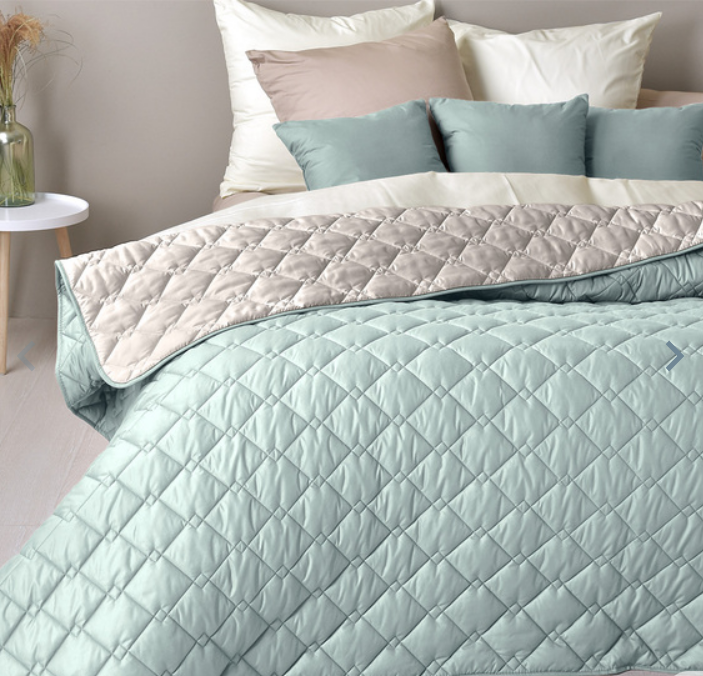 Полуторне покривало стьобане мікрофібра 140х210 на ліжко, покривало двостороннє стьобане для спалень ідея, фото 1