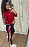 Жіночий спортивний костюм Cavaluzzi зі стразами з лампасами (трикотаж двунить Туреччина) чорний з червоним, фото 8