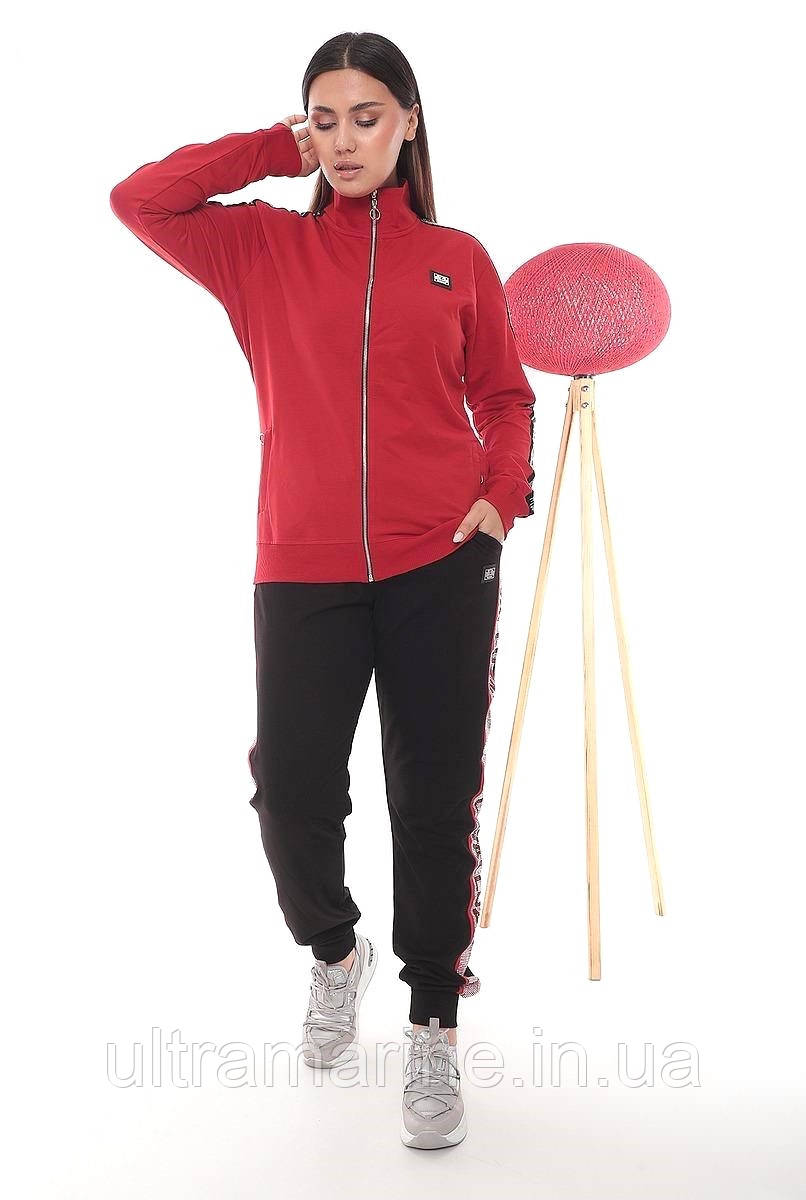 Жіночий спортивний костюм Cavaluzzi зі стразами з лампасами (трикотаж двунить Туреччина) батал 3XL-6XL чорний з червоним, фото 1