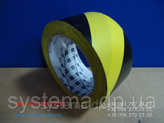 ЗМ™ 766i - Вінілова стрічка (скотч) для сигнальної маркування стін, 51 мм, жовто-чорний, рулон 33 м, фото 1