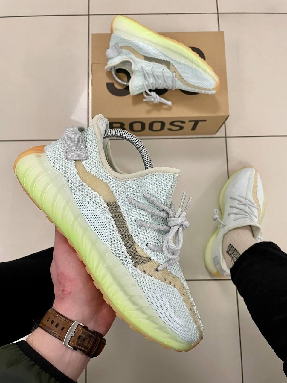 Чоловічі кросівки Adidas Yeezy Boost 350 V2 Blue/Green (блакитні) Адідас Ізі Буст 350 текстиль сітка демісезон