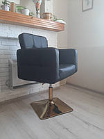 Парикмахерское кресло Beatrice HC181N черный опора золотая