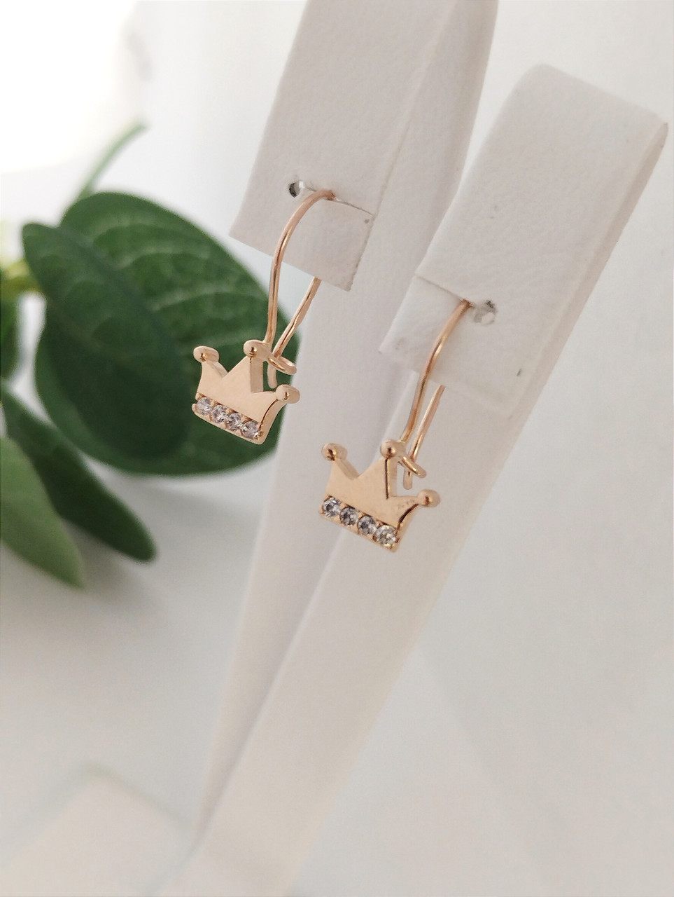 Золоті сережки корони з червоного золота з цирконієм