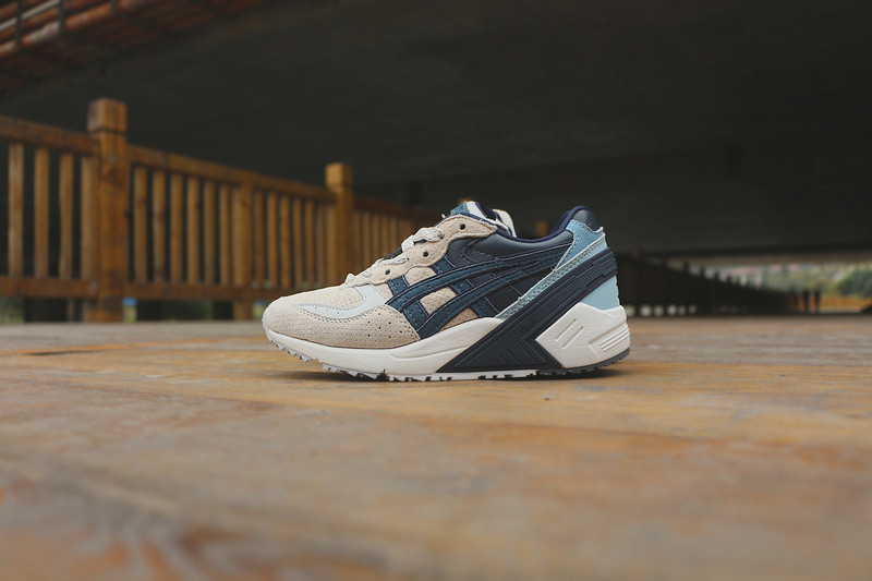Кросівки жіночі Asics Gel Sight / ASC-567