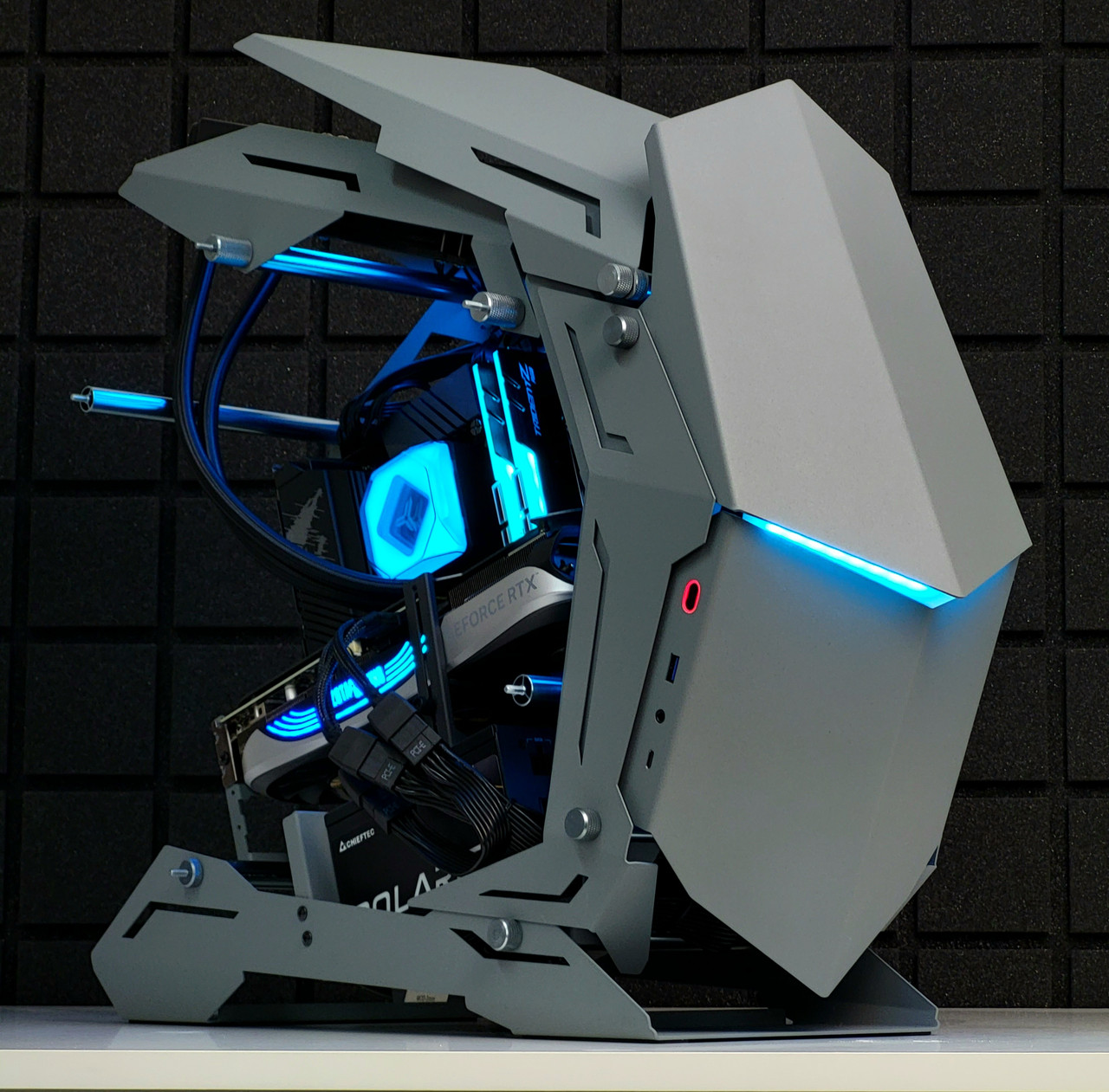 Ігровий комп'ютер Intel i5 14600KF RTX 5070 12GB / RAM 32GB / SSD 1TB "JERNSKALLE", фото 1