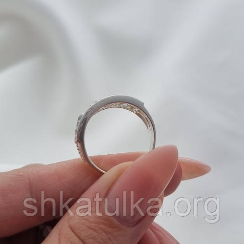 Кольцо серебряное с золотом и белыми и голубыми цирконами - фото 5 - id-p1867274096