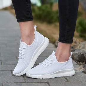 Жіноче взуття